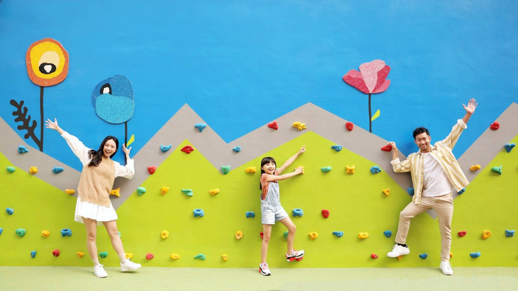 [Good place for parents and children] MOKO park, a great place for electric discharge! Super long climbing wall to play